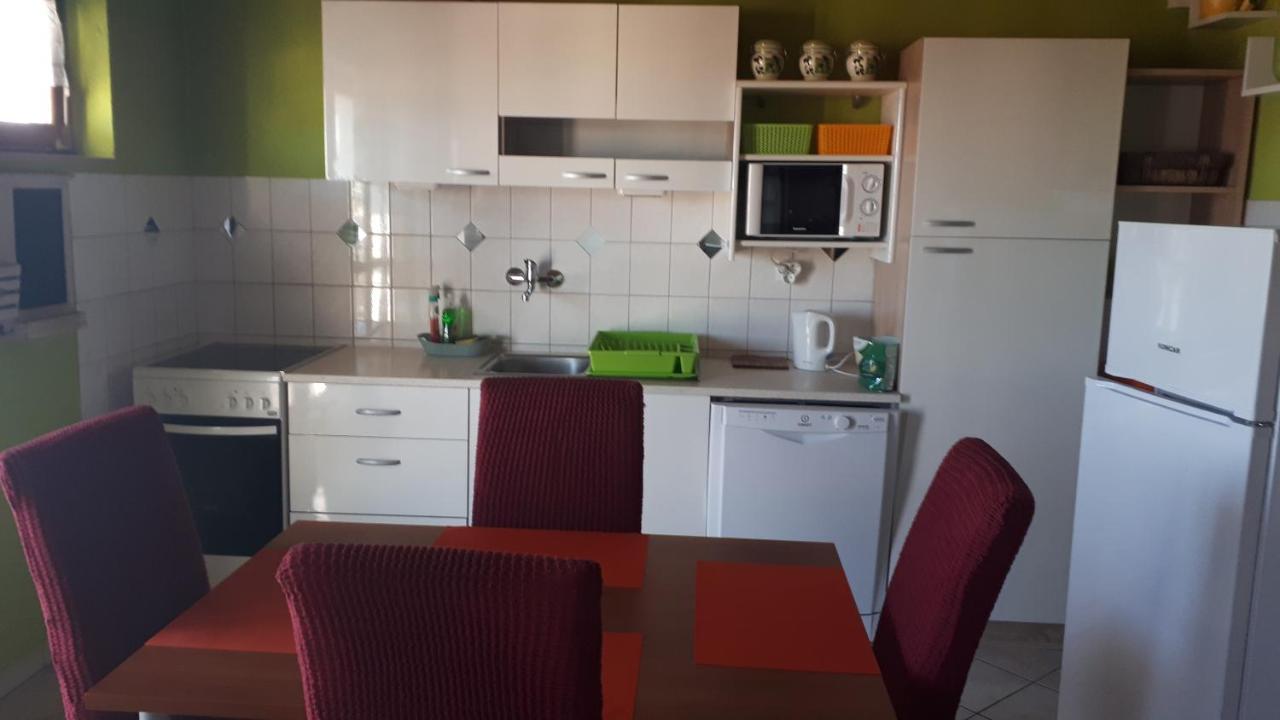 Apartmani Leko Mirjana Baska Voda Ngoại thất bức ảnh