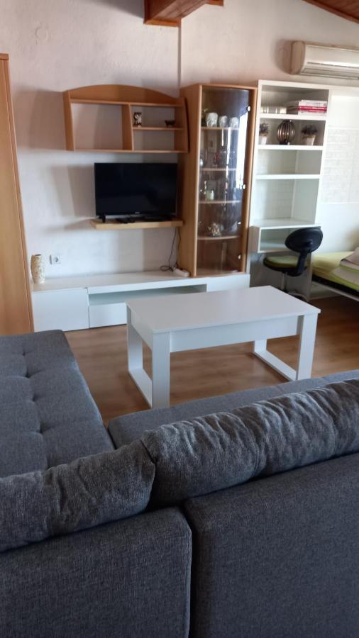 Apartmani Leko Mirjana Baska Voda Ngoại thất bức ảnh